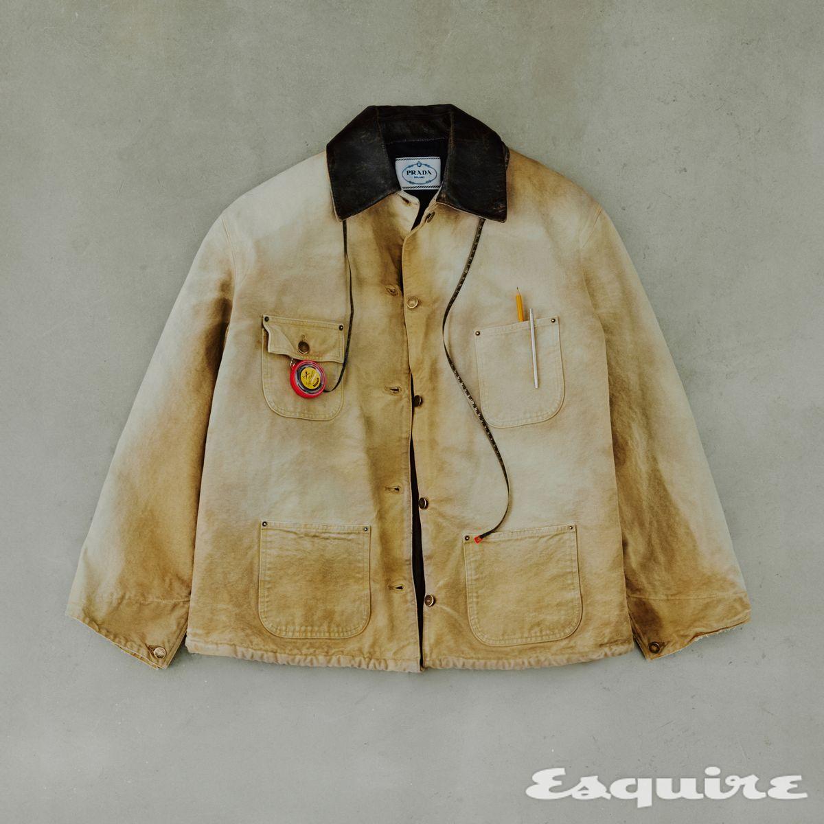베이지 캔버스 재킷 가격 미정 프라다.