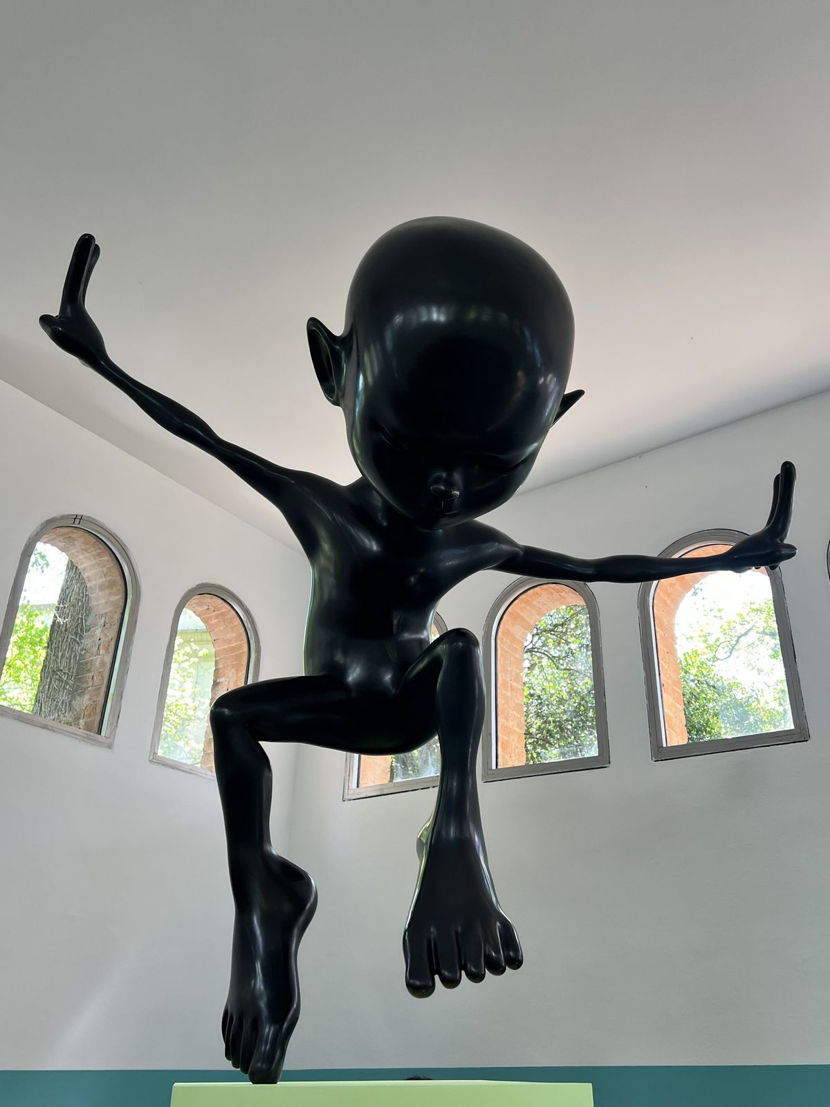 올해로 30주년을 맞은 자르디니 한국관에 전시된 <구정아-오도라마 시티>의 전시 전경. 올해 한국관은 논픽션과의 협업으로 냄새와 향기로 공간을 채웠다. ©박세회