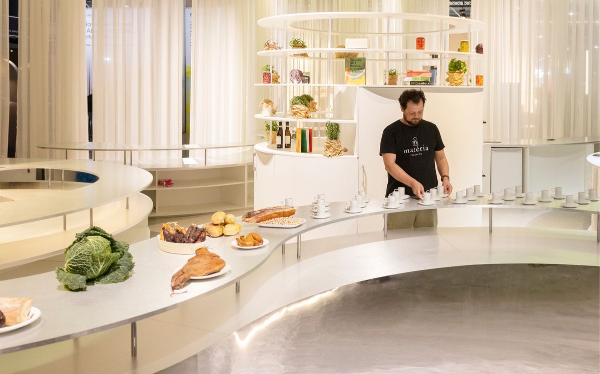 6가지 퍼포먼스로 구성되었던 유로쿠치나 FTK의 특별 이벤트 ‘푸드 디자인에 대해 당신이 알고 싶었던 모든 것’. ⓒ Diego Ravier