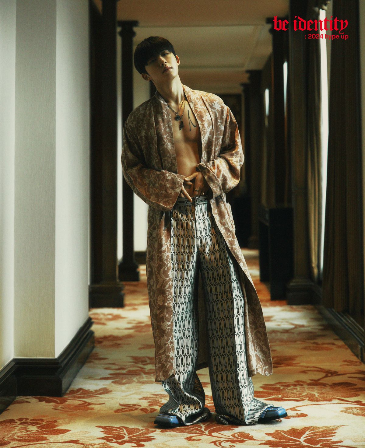 ESQUIRE KOREA VIEWFIVDER B.I EDITION