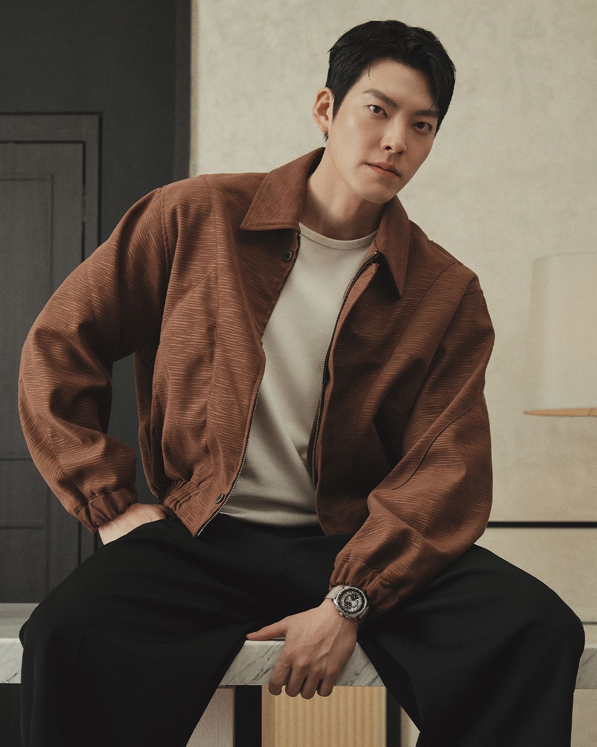 예거 르쿨트르 ‘폴라리스 크로노그래프’를 착용한 배우 김우빈.