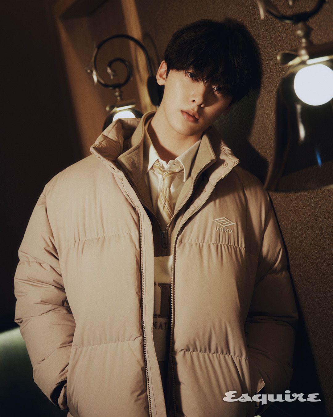 에스콰이어 사진집 'Dusk Till Diamond' 윤산하 에디션