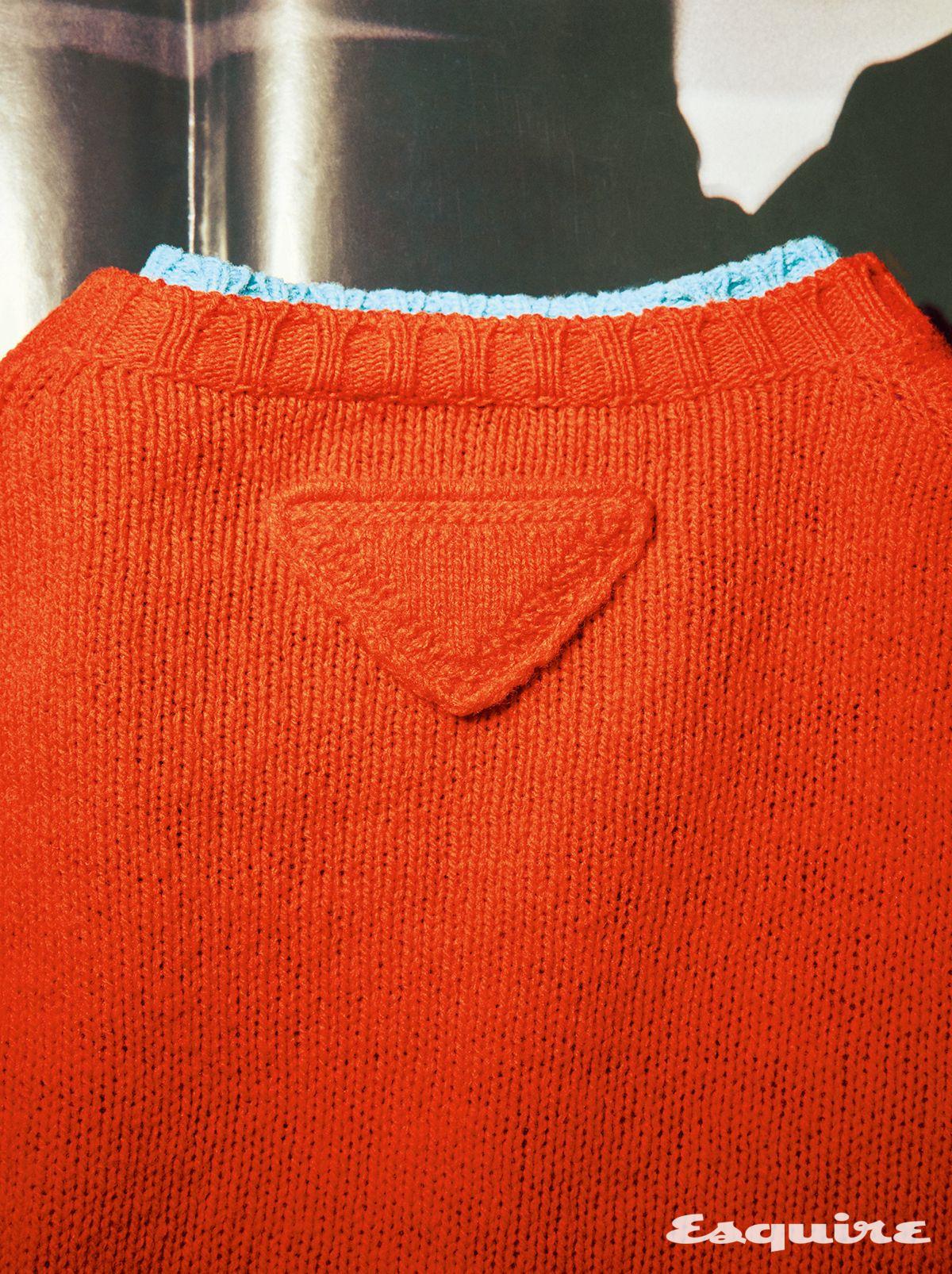 캐시미어 카디건, 캐시미어 크루넥 스웨터 모두 가격 미정 프라다.