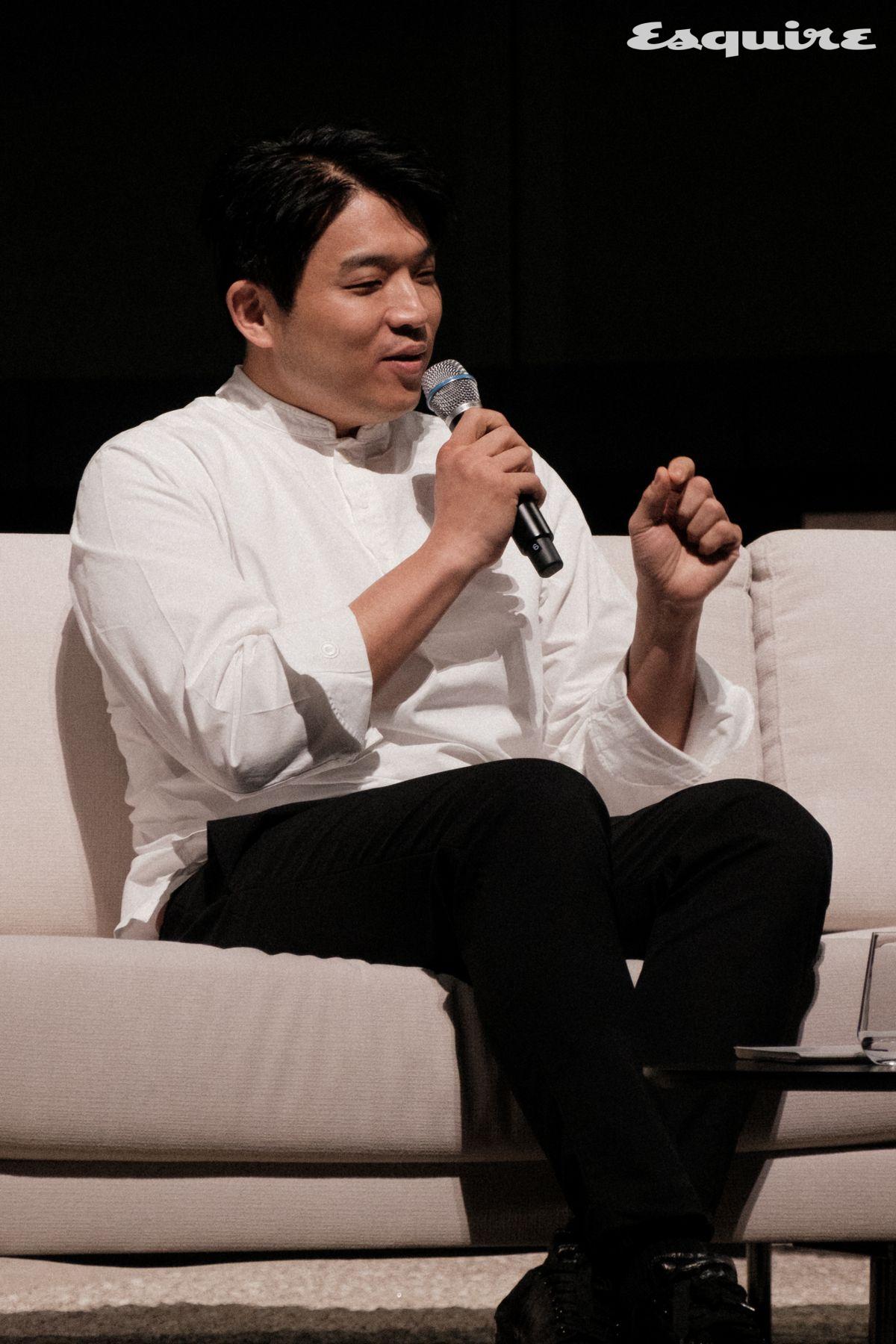 대담에 참가한 모수의 셰프 안성재.