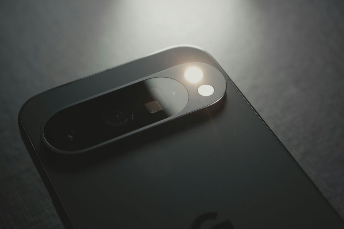 스마트폰 플래시 이용하기