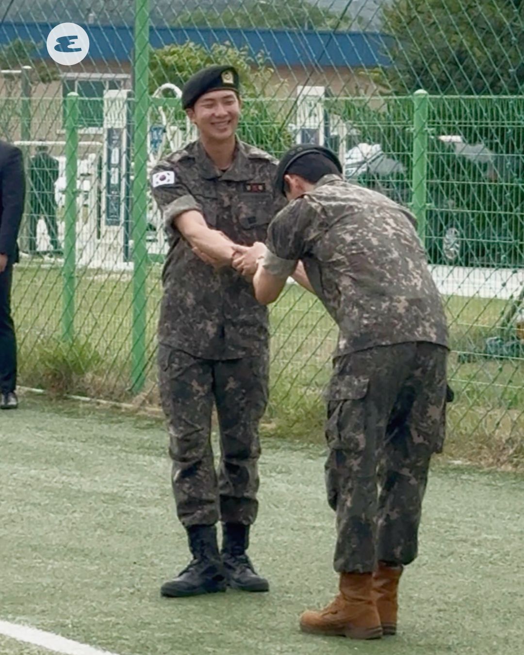 BTS RM, 뷔 전역 현장 직찍