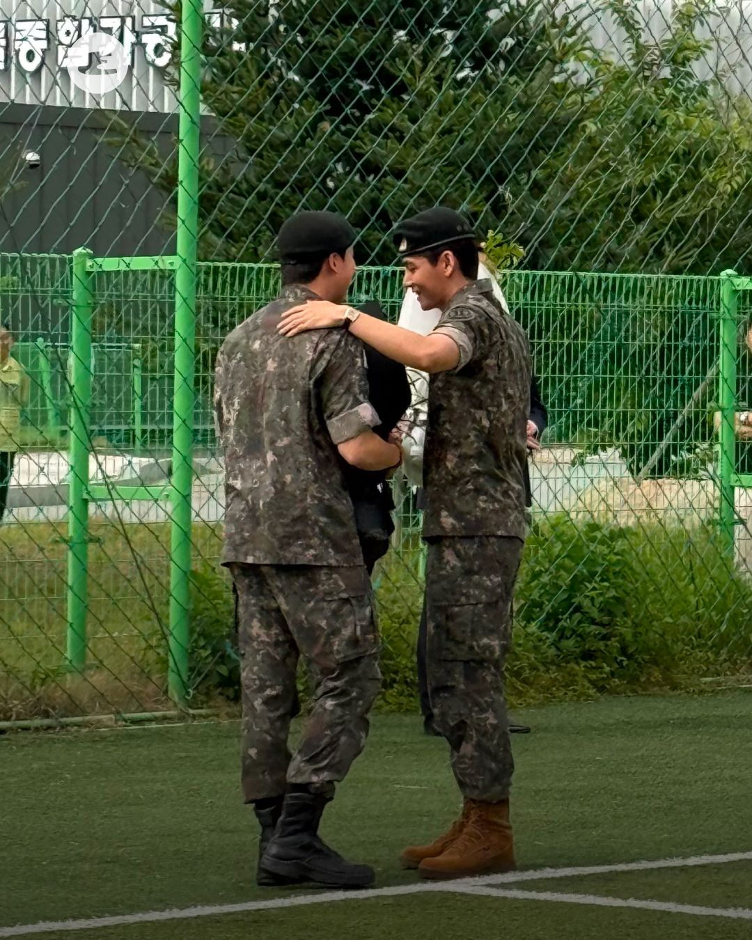 BTS RM, 뷔 전역 현장 직찍