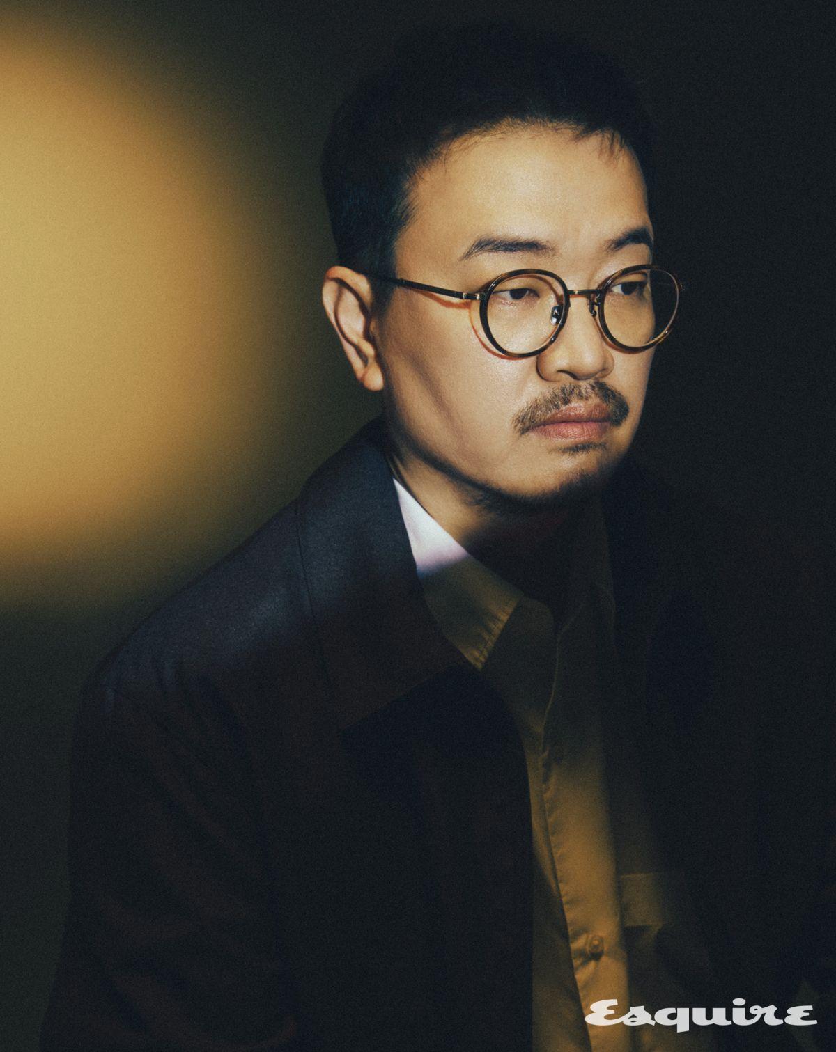 재킷 프라다. 셔츠 에디터 소장품.