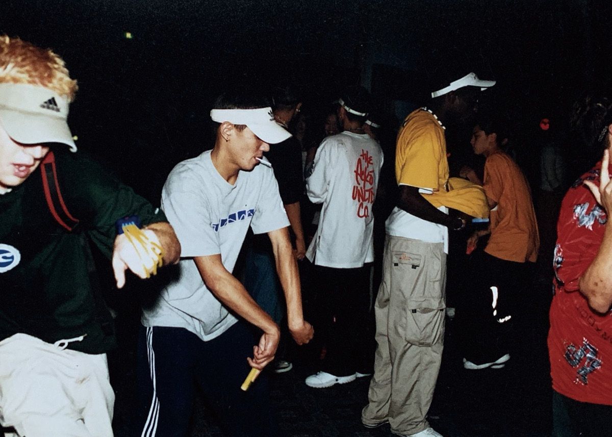  2000년대 초, 국내 테크노 신을 이끌던 식보이 프로덕션이 열었던 팻보이 슬림 파티의 모습.