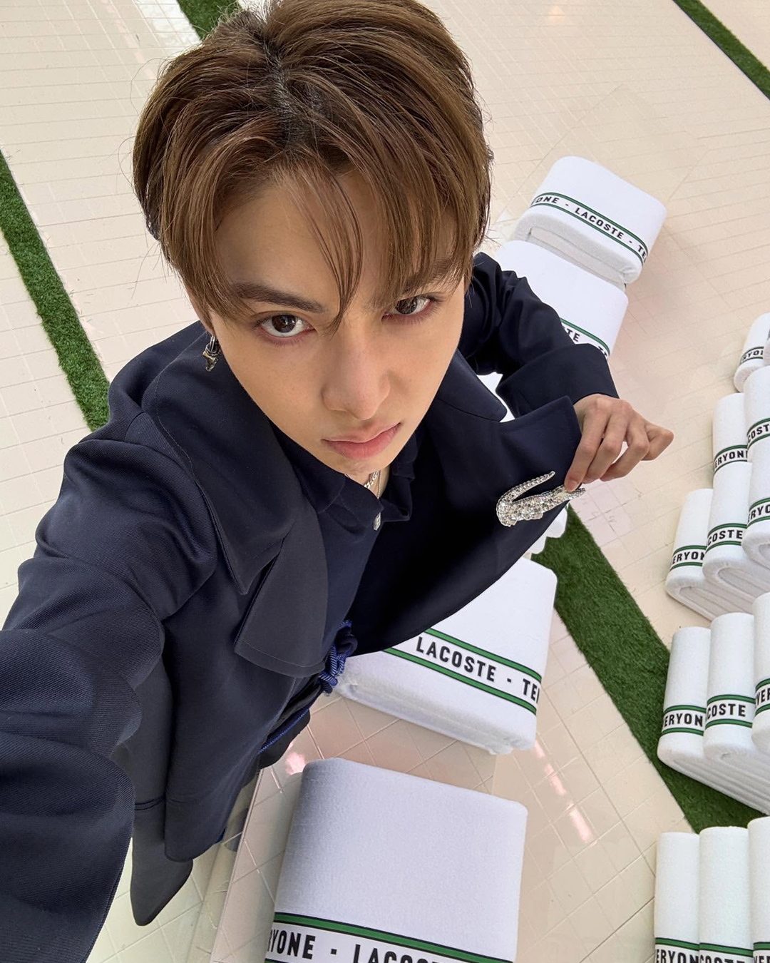 인스타그램 @jowoochan_santa/올데이 프로젝트 우찬 라코스테 