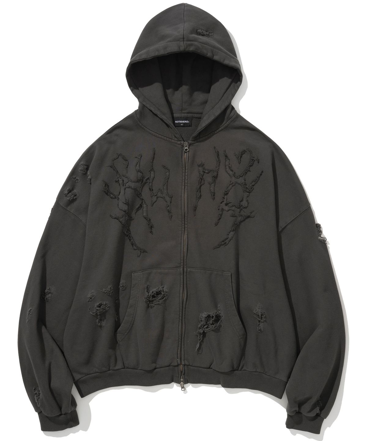 투머치택스 후드 집업 셋업을 착용한 라이즈 원빈, 9만 9천원/ 낫포너드 공식 홈페이지