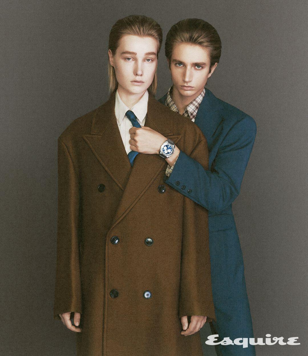 크로노그래프와 GMT 기능을 갖춘 옥토 피니씨모 2470만원대 불가리. 코트 가격 미정 아미. 셔츠 가격 미정 렉토. 타이 스타일리스트 소장품. 슈트, 체크 셔츠 모두 가격 미정 프라다.