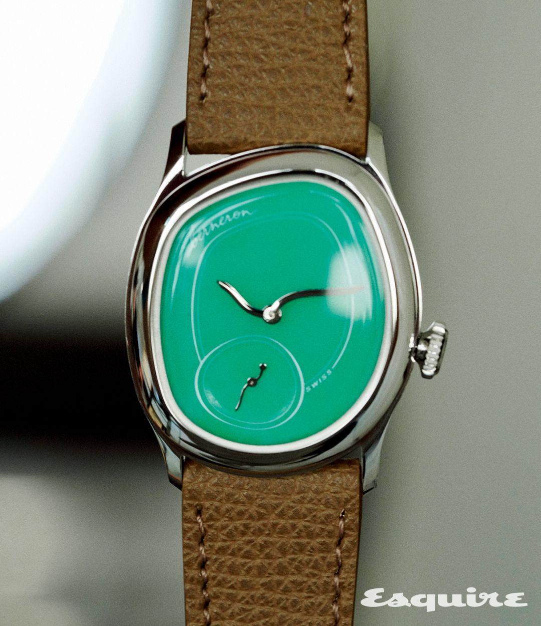 베르네롱의 미라지 34mm 스톤 다이얼 유니크 피스.