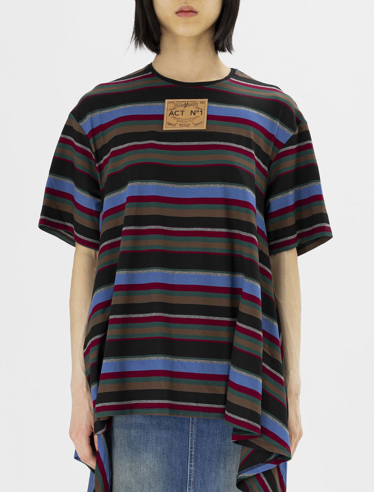 액트 넘버원 드레이프 스트라이프 패치 티셔츠