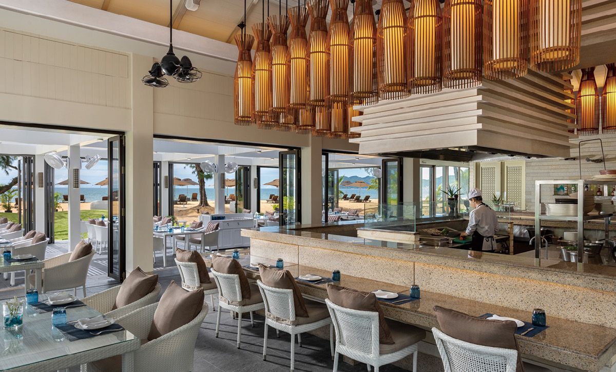 지중해 요리를 선보이는 아주라. 