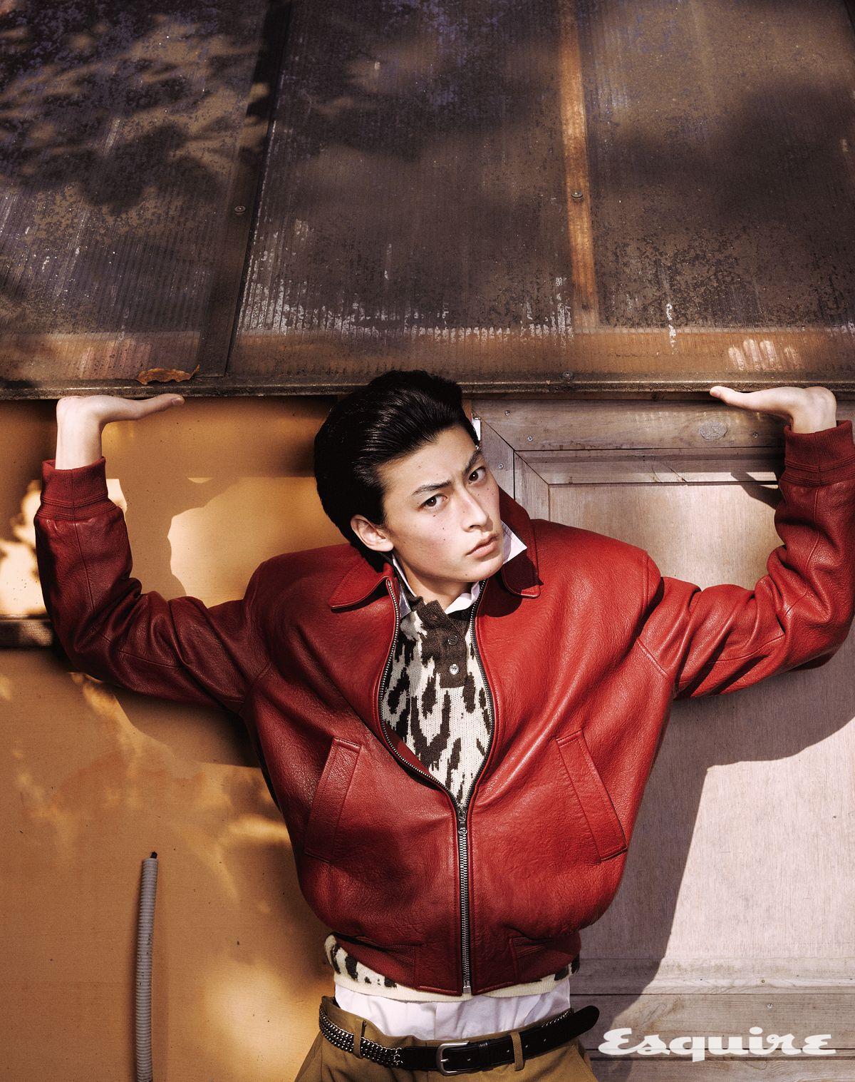 이미지 캡션 영역