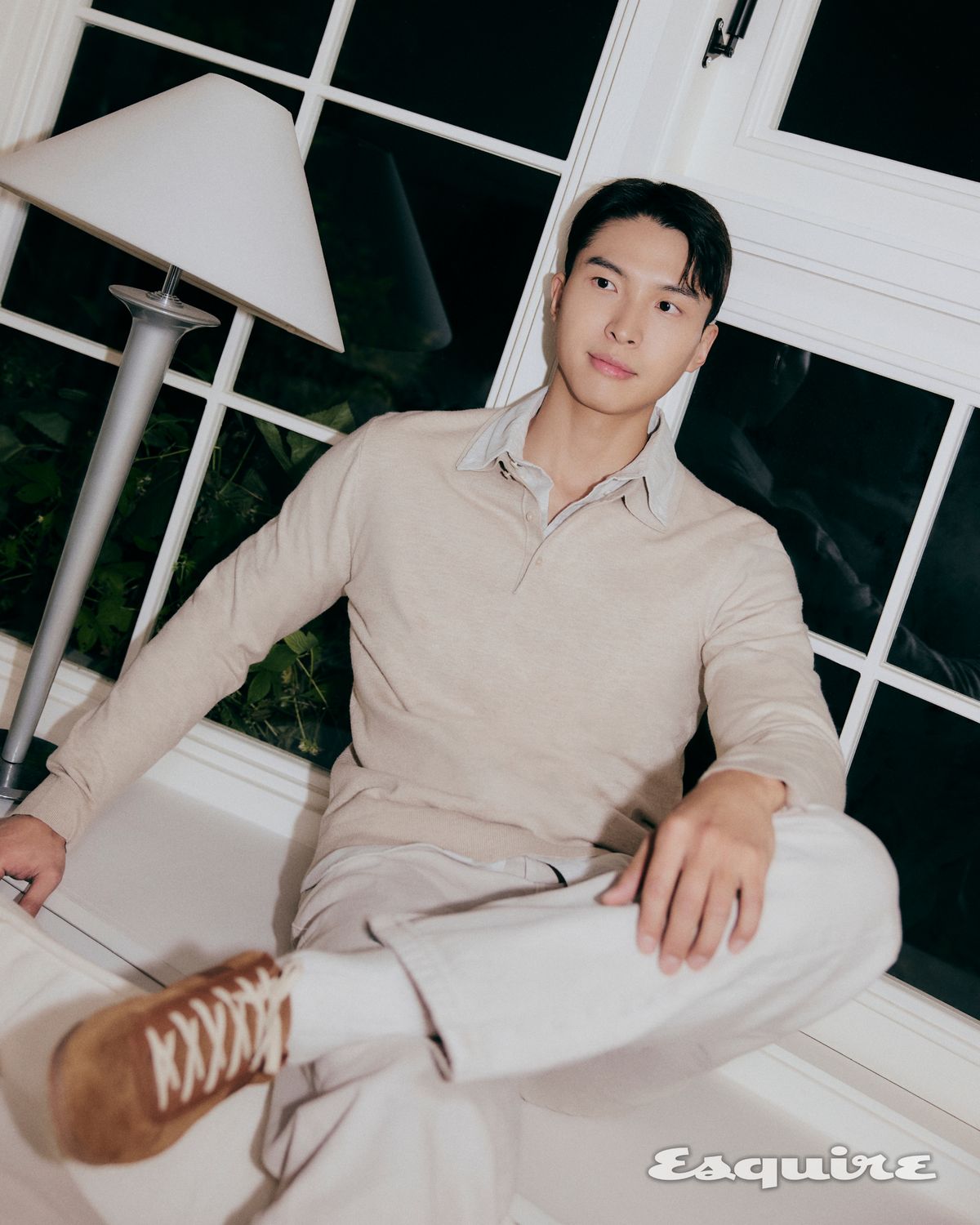 ESQUIRE KOREA x ZIOZIA 30th Anniversary Bank Clerk Yoo Hyobum