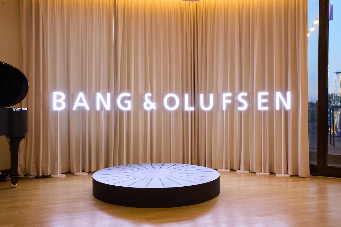 뱅앤올룹슨 100주년 행사가 열린 덴마크대사관저. 