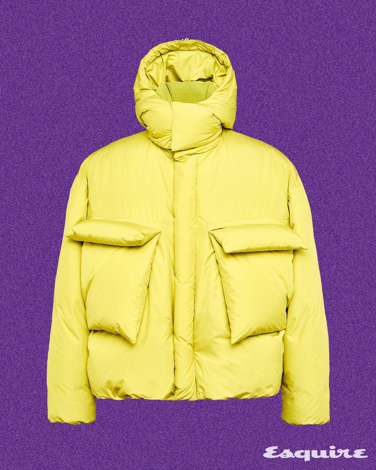 산뜻한 라임 컬러의 포켓 푸퍼 재킷 가격 미정 YCH.