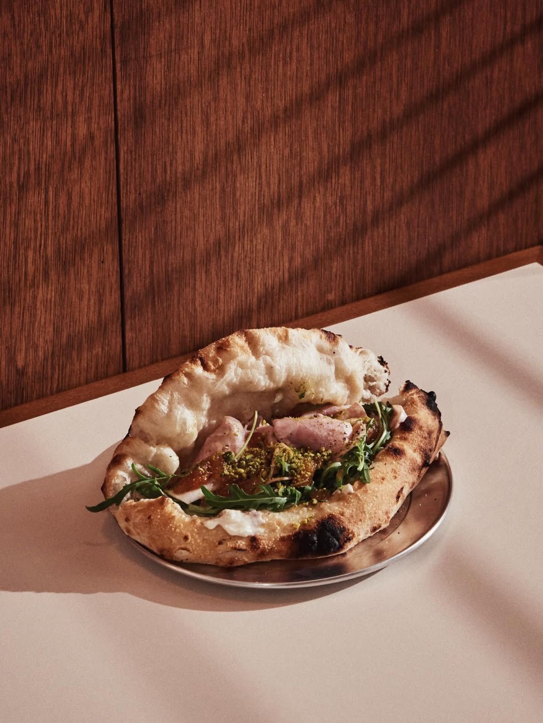 겨울엔 뜨끈한 화덕 샌드위치 '도우클럽 연희본점' / 출처: 가게 SNS