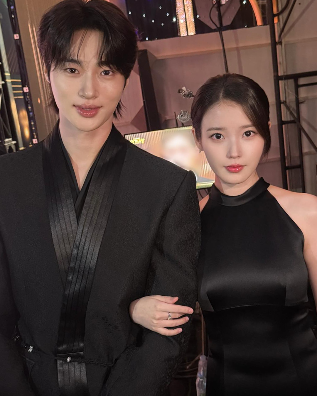 변우석과 아이유 