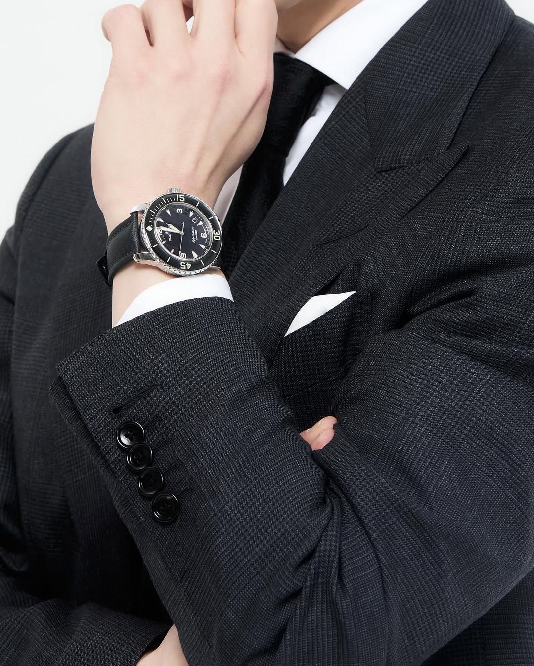 블랑팡 피프티 패덤즈 바티스카프 / 이미지 출처: 인스타그램 @jw.sson