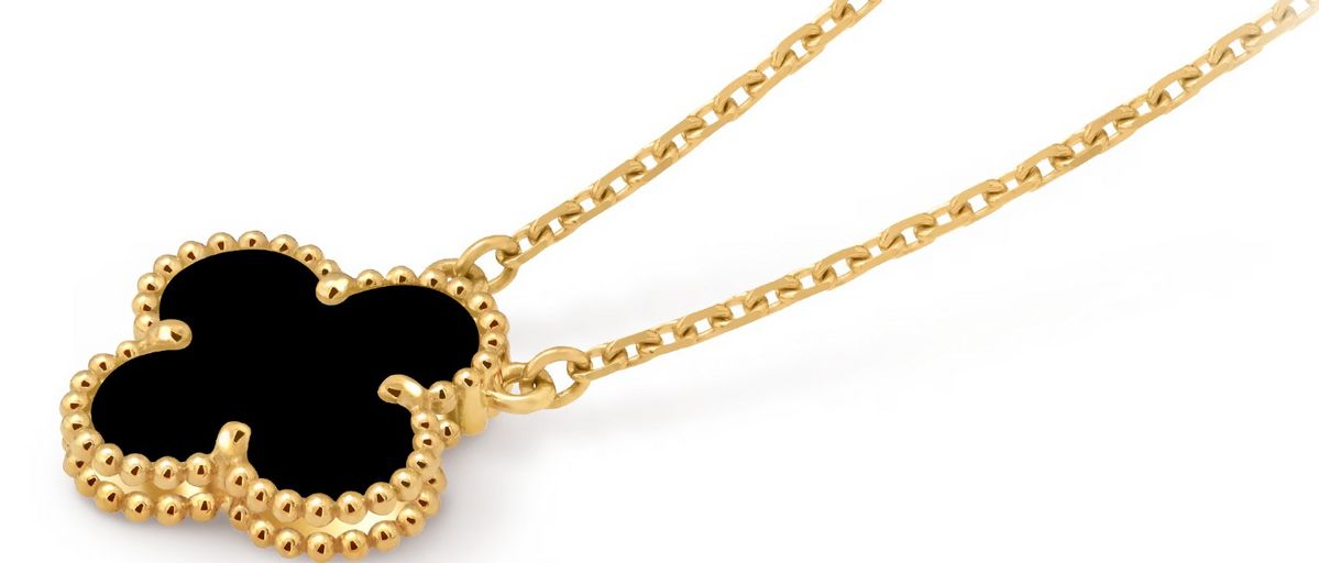 건강, 부, 사랑, 행운을 상징하는 반클리프 아펠 알함브라 / 이미지 출처: 반클리프 아펠