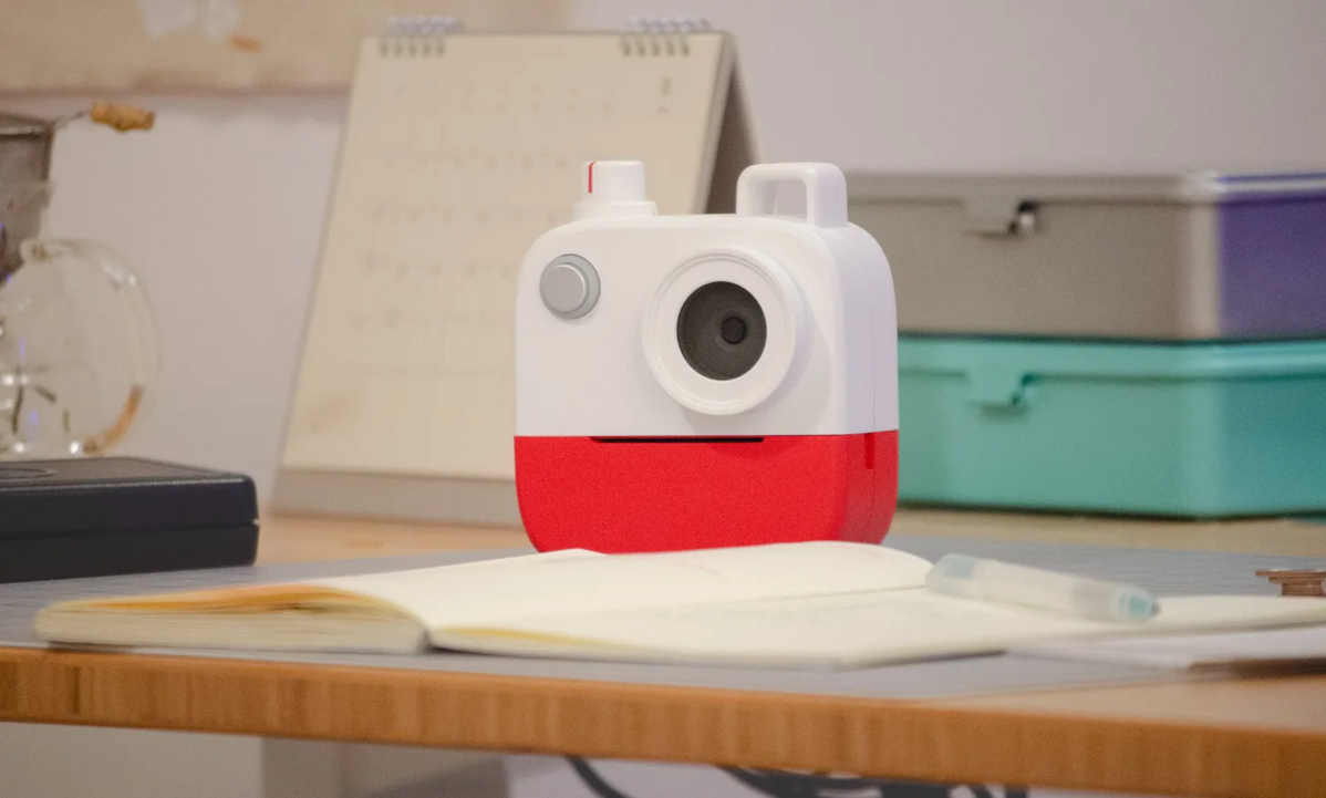 이미지 출처: 포에트리 카메라 공식 홈페이지 