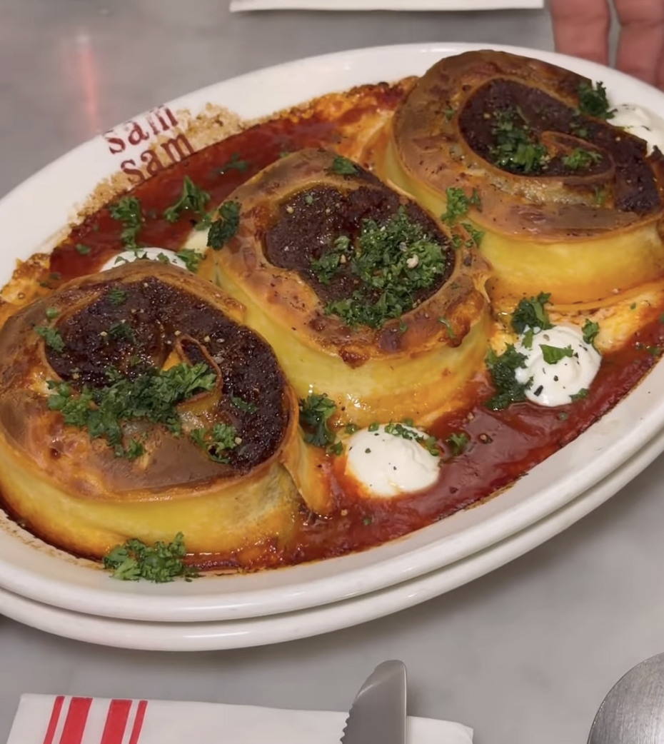 파격적 형태로 안성재 심사위원의 호평을 받으며 궁금증을 일으킨 쌤쌤쌤의 흑백요리사 2 합격 라자냐. / 이미지 출처: 쌤쌤쌤 업체 인스타그램