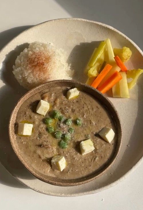  화이트 카레 / 이미지 출처 : 인스타그램 @karez_curryhouse