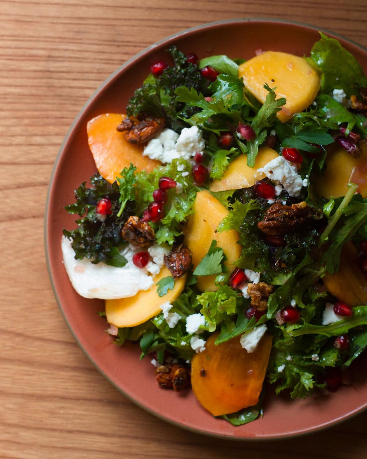 제철 채소와 과일로 구성한 데일리 샐러드 / 이미지 출처 : 인스타그램 @parkletbakery