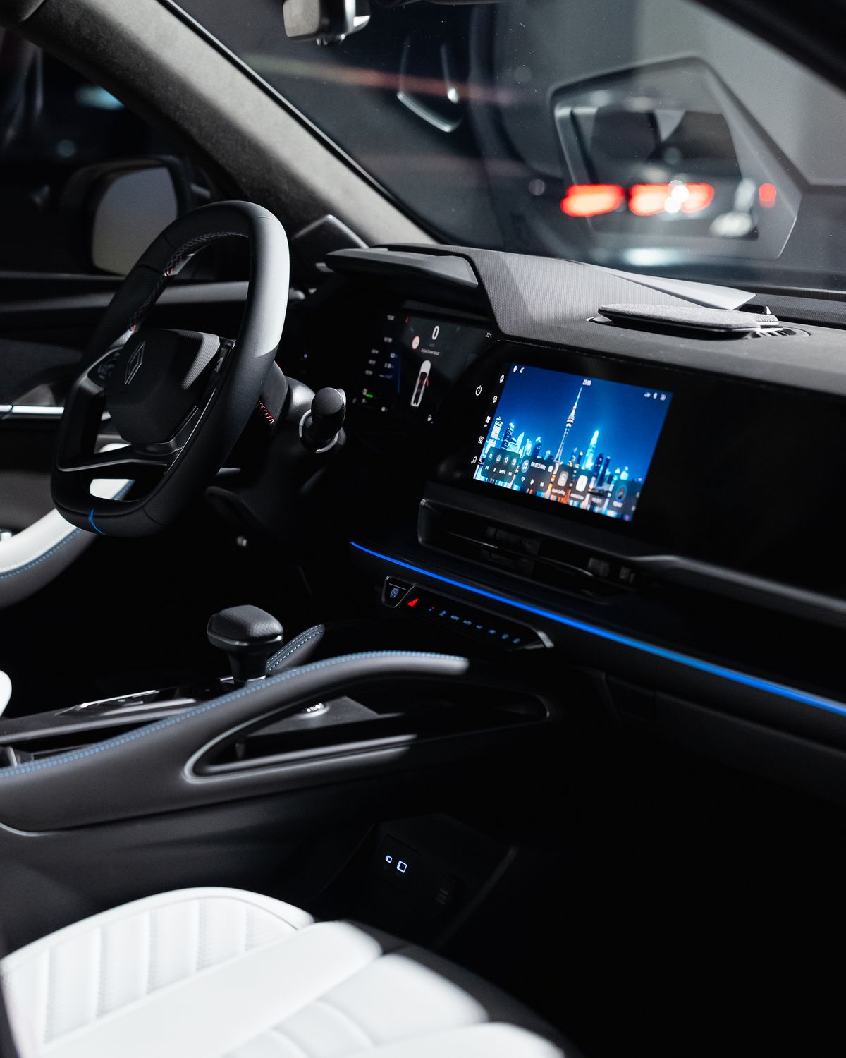 르노 FILANTE의 1열의 모습.