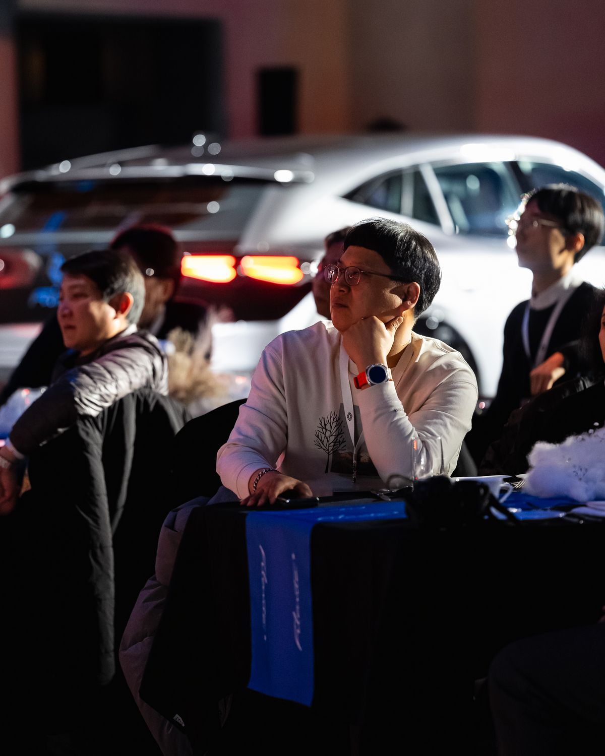 르노와 함께하는 에스콰이어 클럽 행사를 경험하는 에스콰이어 클럽 멤버.