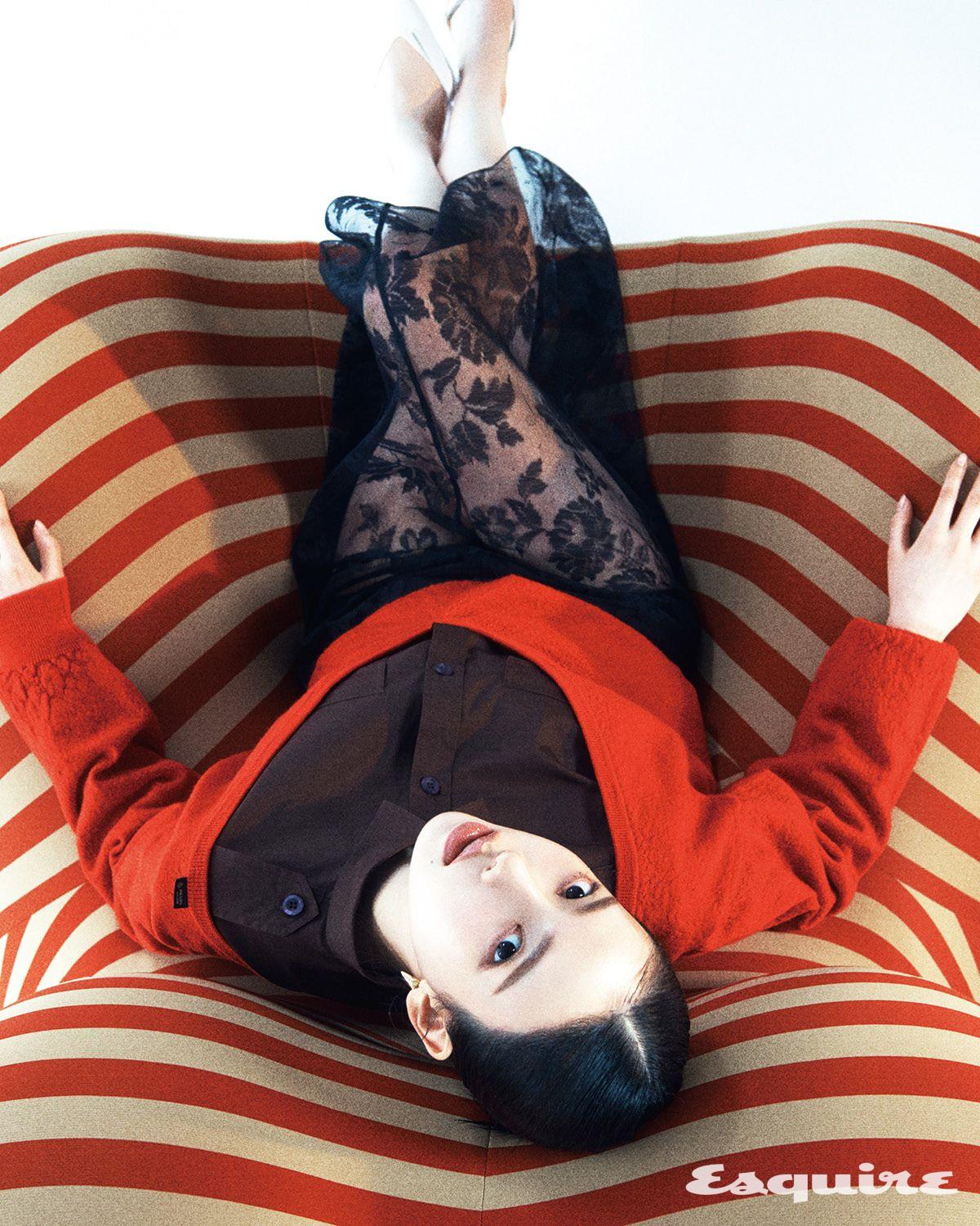 이미지 캡션 영역