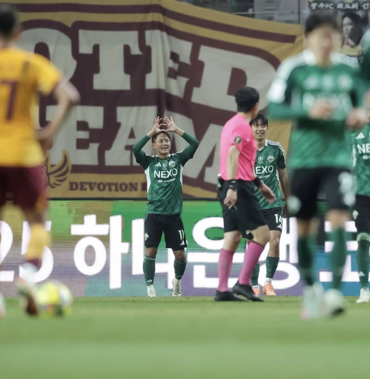 이승우는 주로 상대 수비의 집중력을 흔드는 역할로 투입되곤 한다. / 출처: 이승우 공식 인스타그램