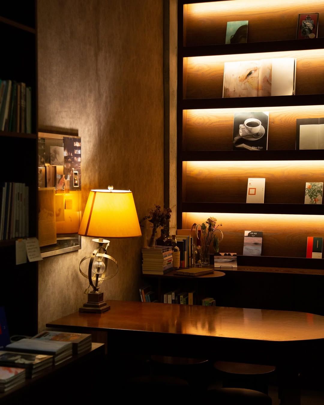 초고의 시그너처 '문학 칵테일' / 이미지 출처: 인스타그램 @chogo_seoul 