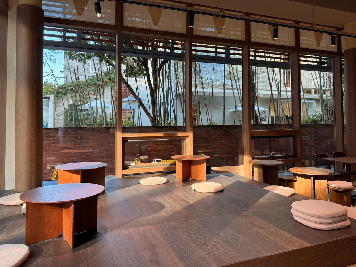 바스크 치즈케이크와 다양한 음료를 즐길 수 있다. / 출처: 치즈앤 네이버지도 업체 제공