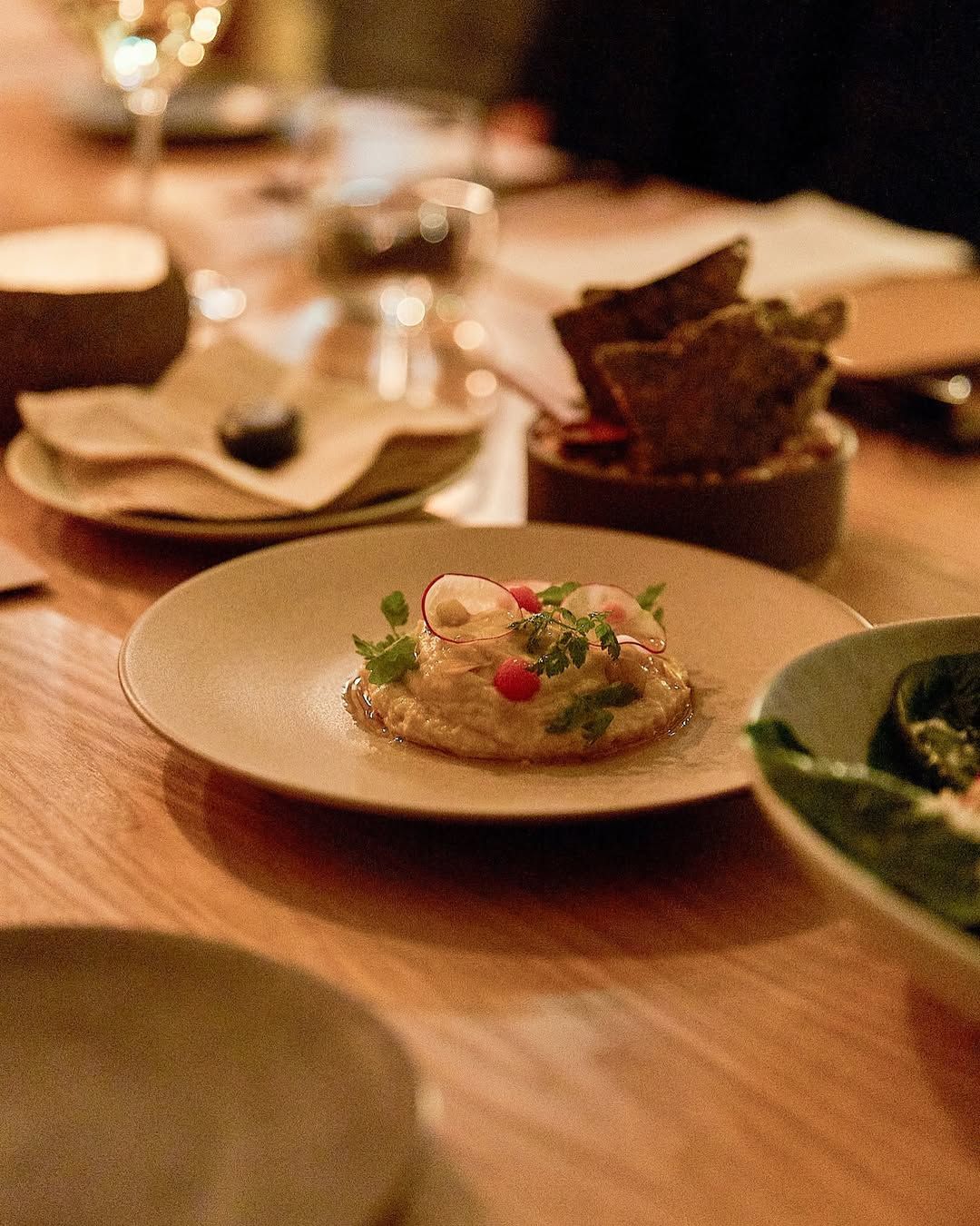 이미지 출처: 네이버지도 업체 등록, 인스타그램 @austinkangg