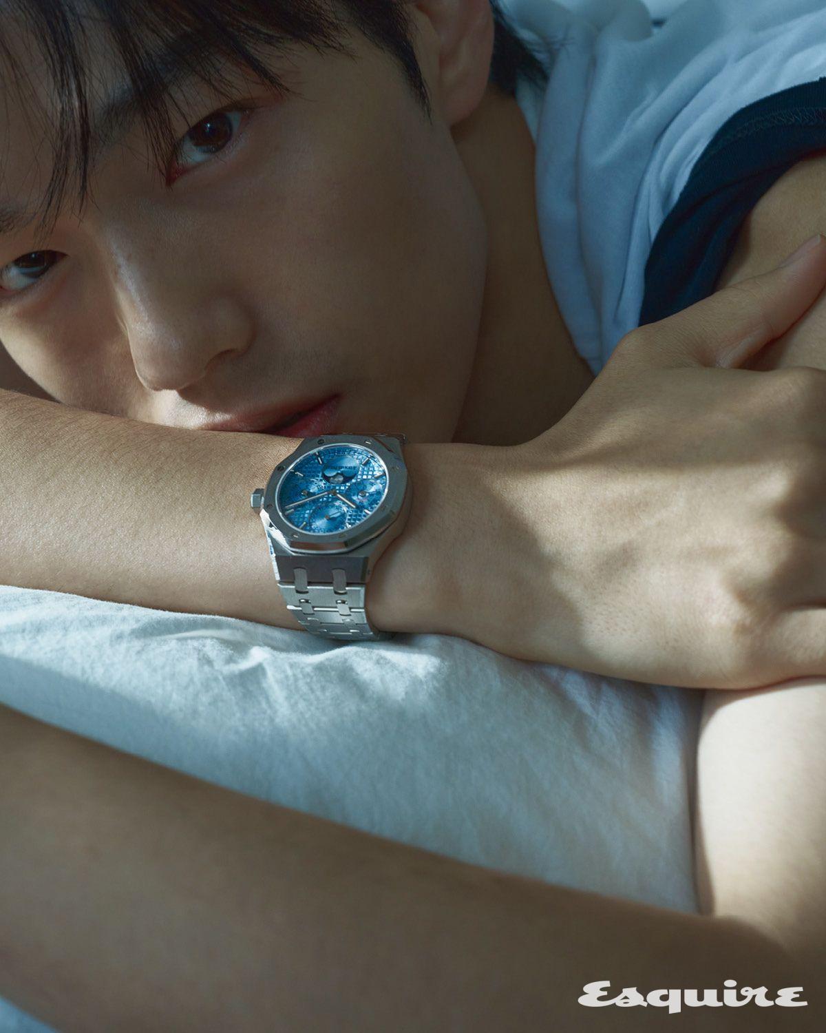 이미지 캡션 영역