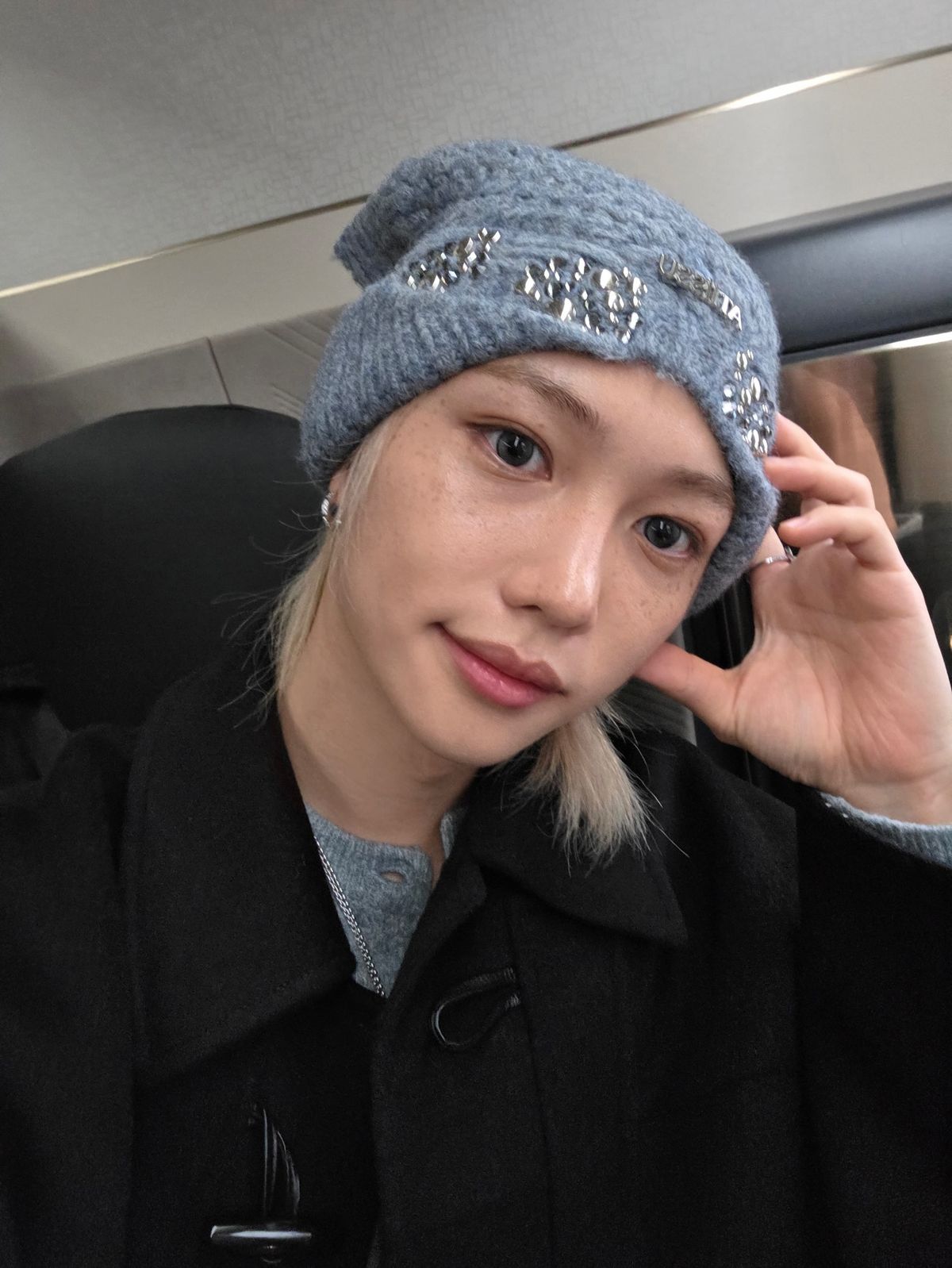 각질 없이 촉촉하고 말끔한 입술은 ‘관리하는 남자’의 인상을 준다 / 이미지 출처 : 인스타그램 @yong.lixx 