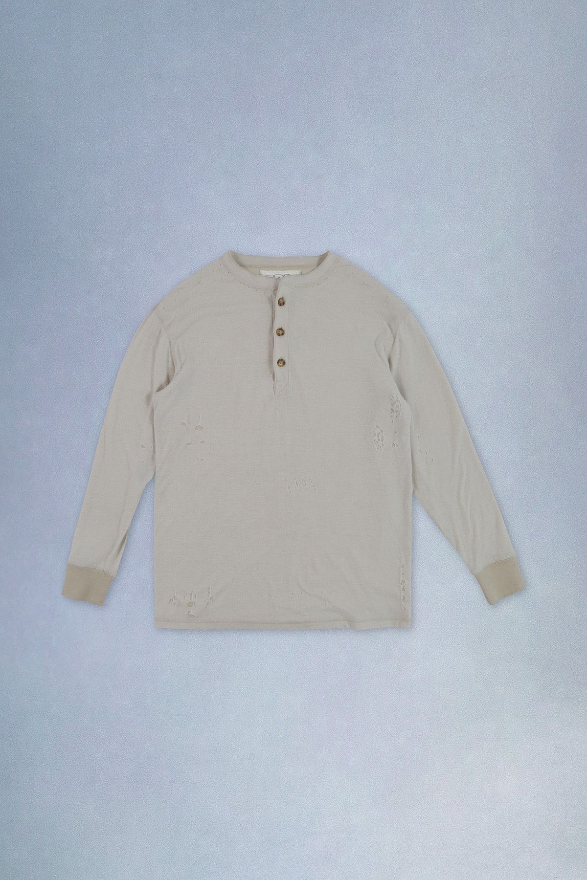 어떻게 찢어도 스트릿 무드를 한껏 살려주는 디스트레스드 디테일 아이템 / 이미지 출처: ERL.