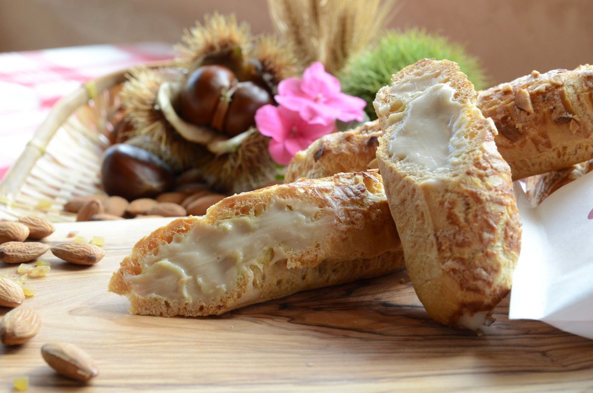 밤 에끌레어는 여러 방송에도 출연할 정도로 인기있는 메뉴다. / 출처: 네이버 지도 업체 제공