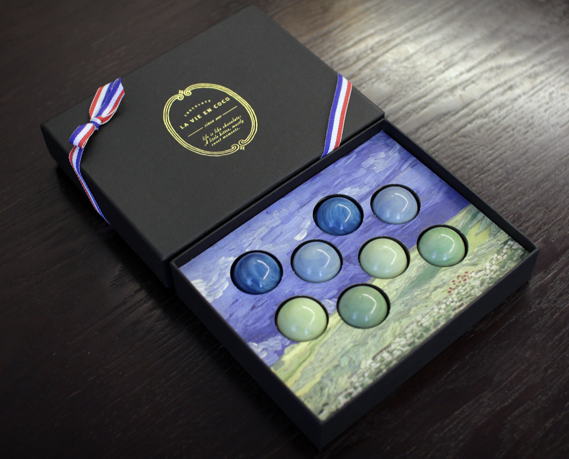 고흐의 미술작품에서 영감을 받아 올해 발렌타인 패키지를 출시했다. / 출처: 라비앙코코 블로그