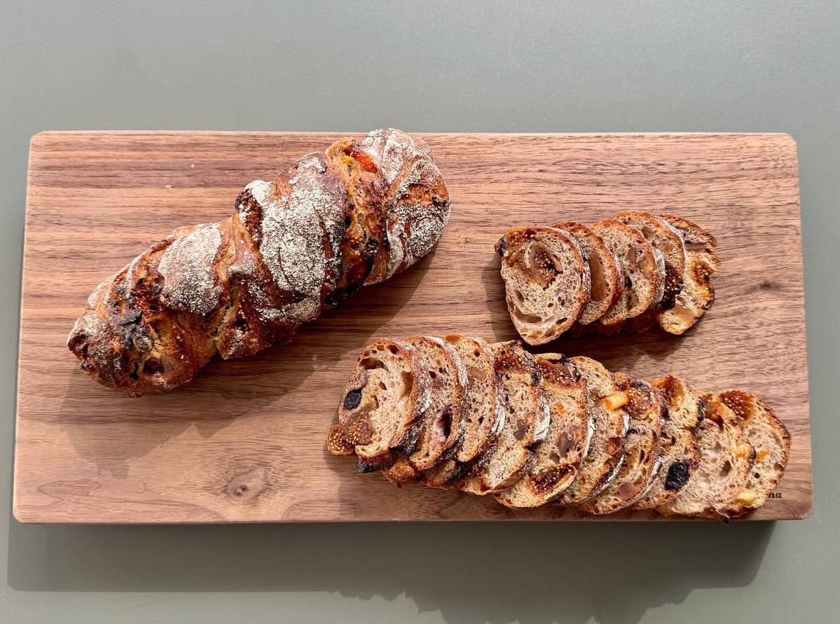 ‘프레드므아 청담’에서는 다양한 식사빵, 샌드위치, 샐러드, 수프, 디저트 등을 맛볼 수 있다. | 이미지 출처: 프레드므아 청담 인스타그램