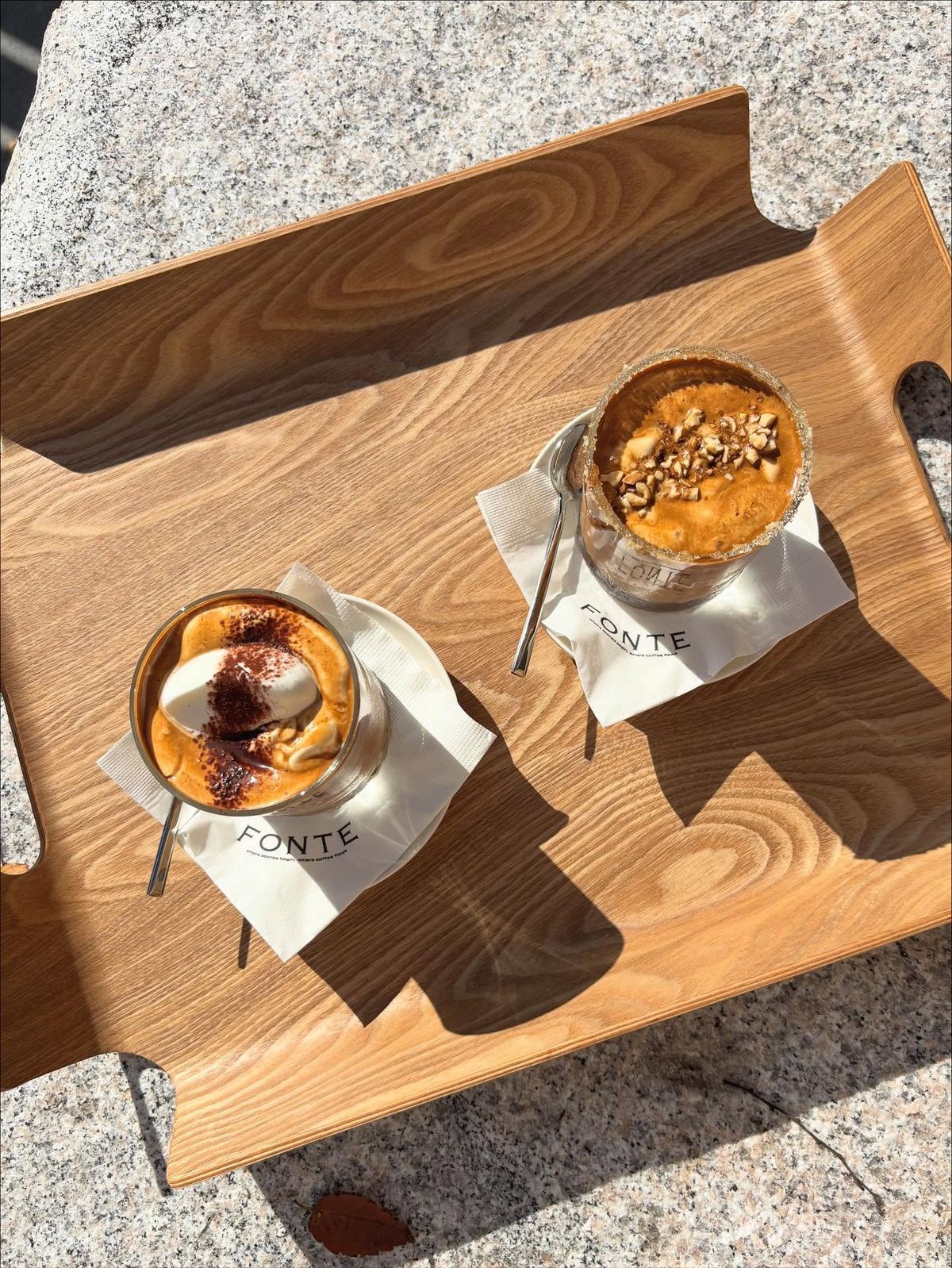 단맛으로 기분을 끌어올려주는 달콤한 커피 라인업을 갖추고 있다. / 이미지 출처 : 인스타그램 @cafefonte_