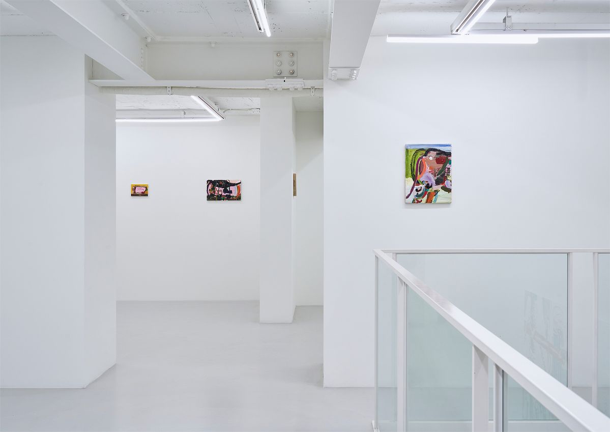 붓질의 제스처에서 감지되는 작가의 신체적 움직임이 화면 위에 고스란히 남는다. / 출처: 갤러리에스피 제공