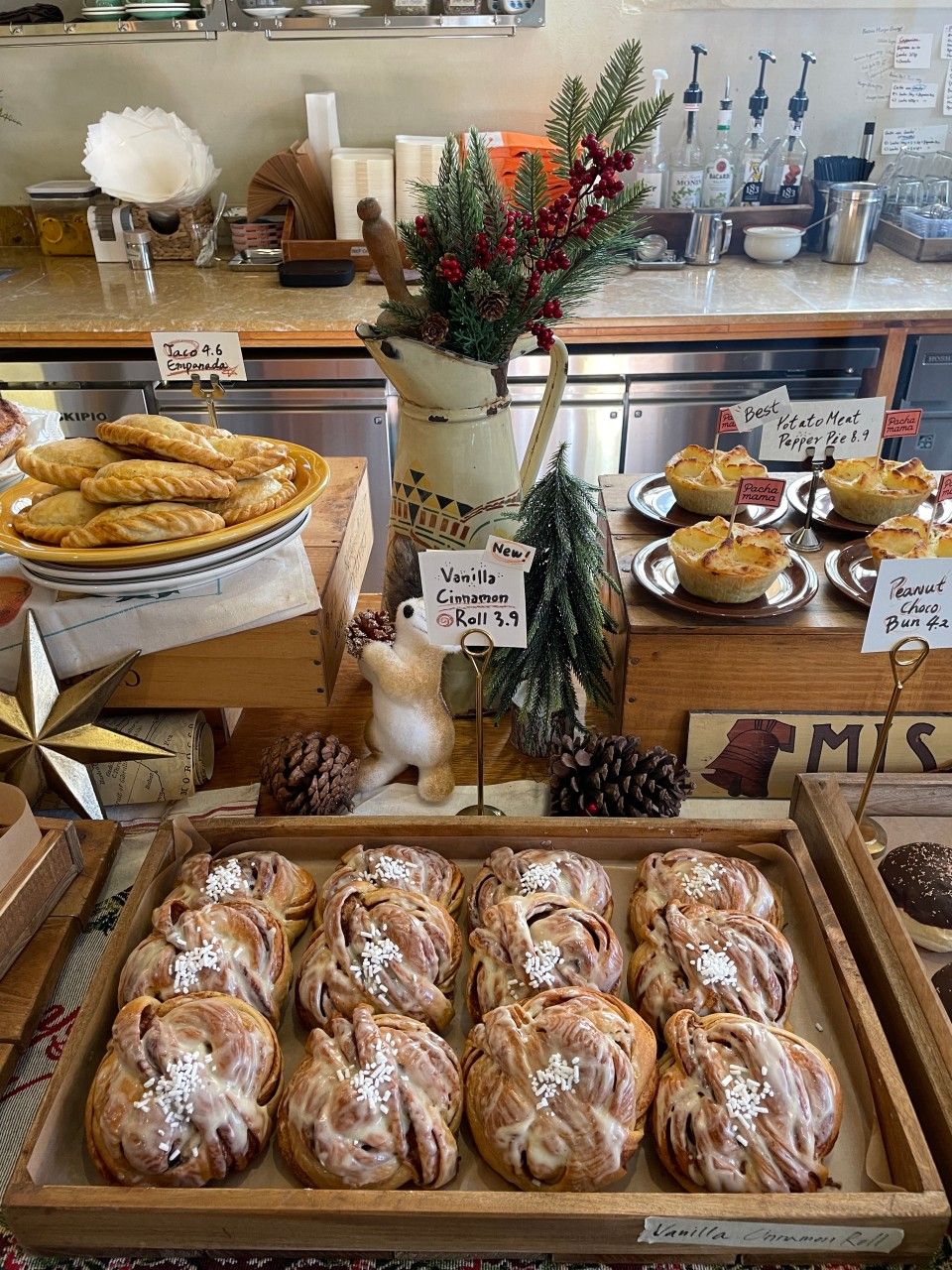 다양한 유럽식 베이커리류를 맛볼 수 있는 파차마마 베이커리. / 이미지출처: 네이버지도 업체 제공 이미지