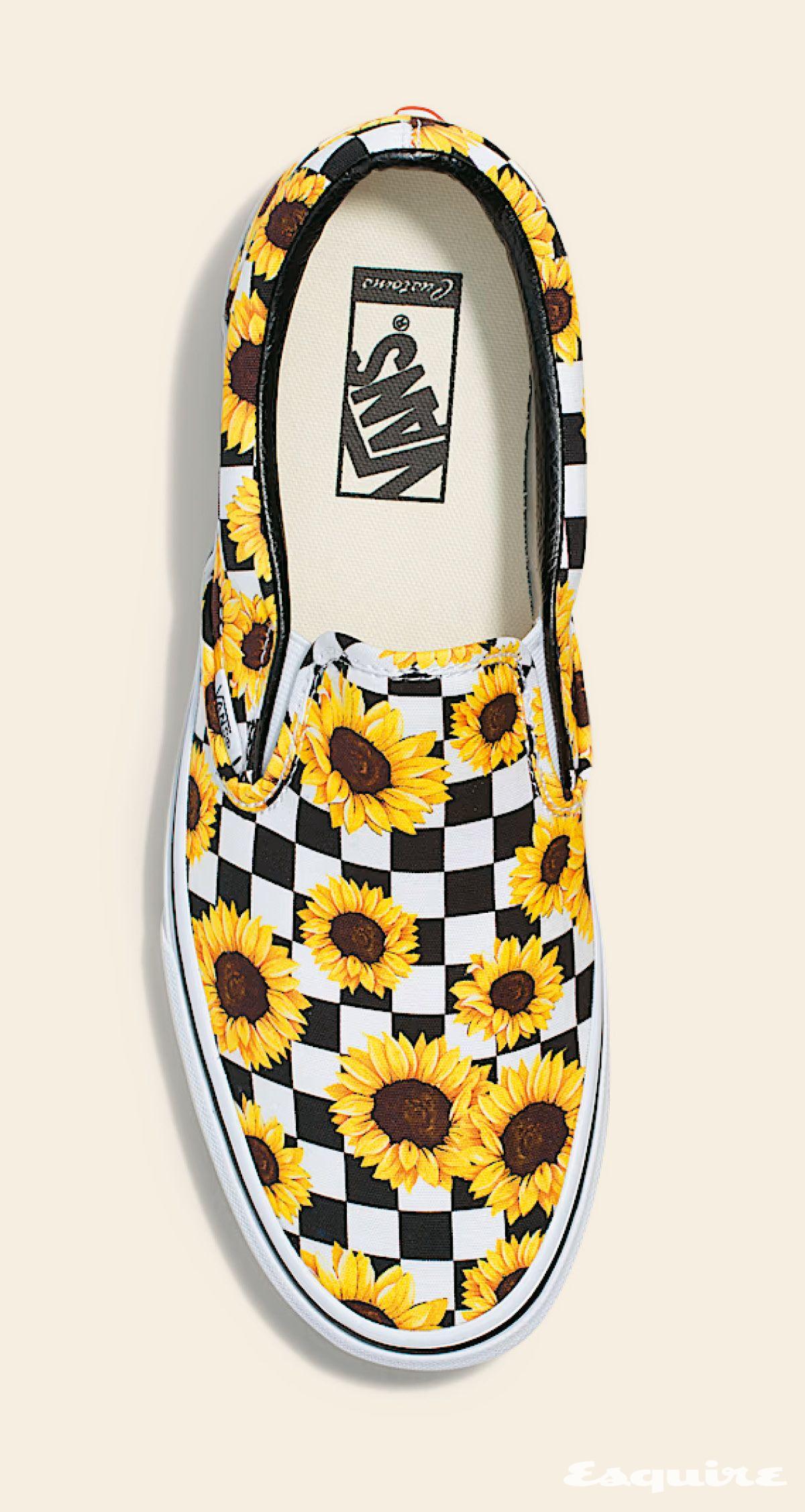 화사한 해바라기 패턴을 더한 체커보드 클래식 슬립온 11만원대 반스.