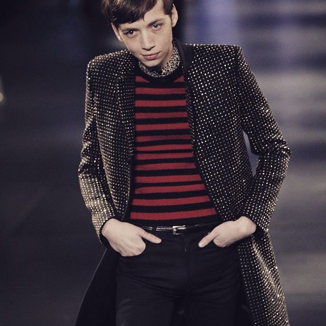 록시크 패션의 영감이 되는 디자이너 에디 슬리먼의 패션, 그리고 무드보드. / 이미지 출처: 인스타그램 @hedislimane @hedislimaneworld