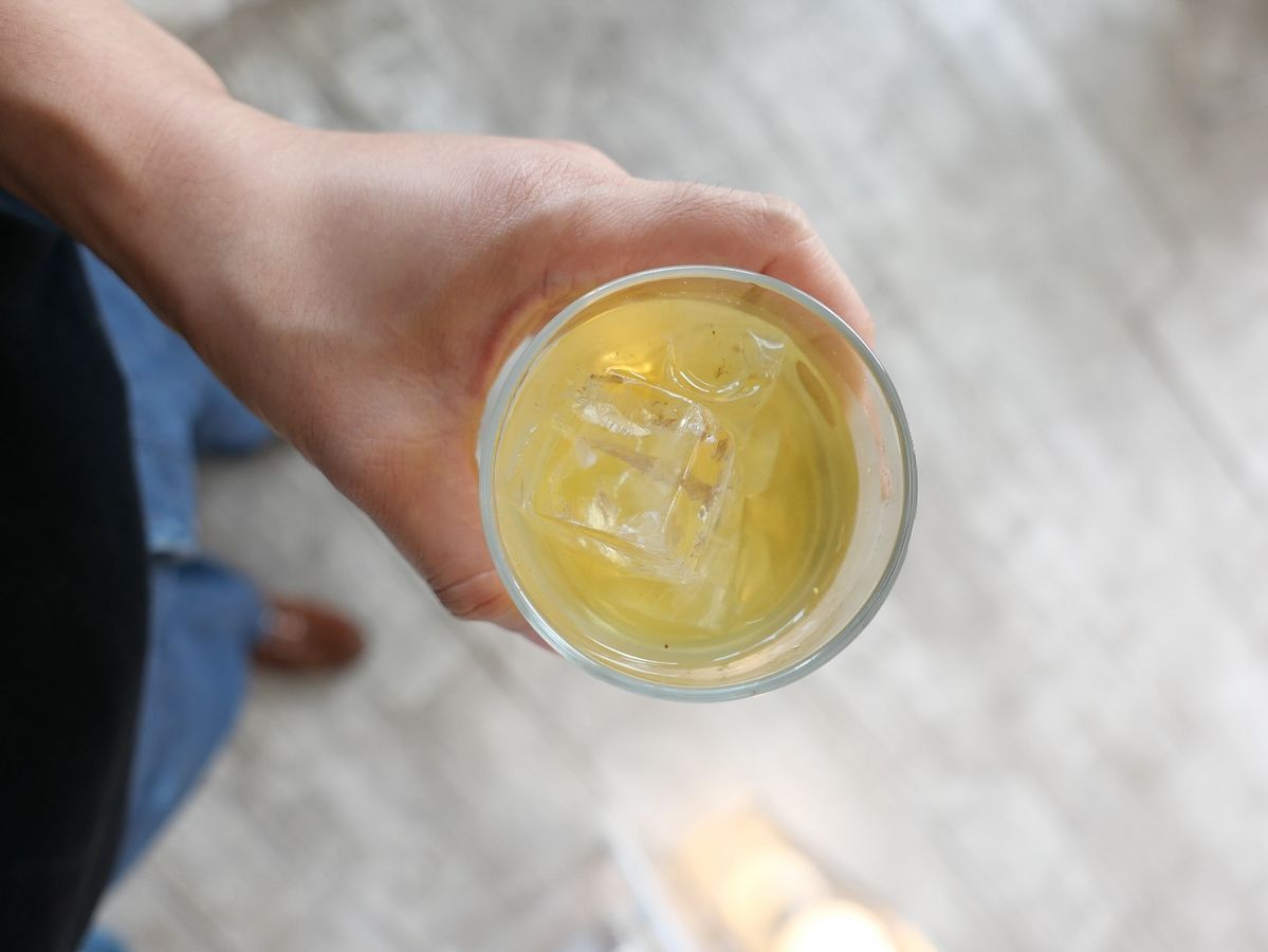 지난해 출시된 스크류바 녹차는 상큼한 사과와 딸기 향이 느껴지는 녹차, ‘스크류바’의 아기자기한 맛이 느껴진다. / 출처: 퍼머넌트 해비탯 인스타그램(@permanent.habitat) 